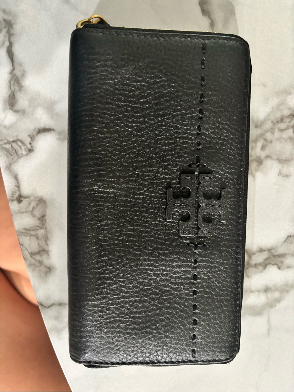 Tory Burch Black Pebbled Leather Zip Card Holder with Logo